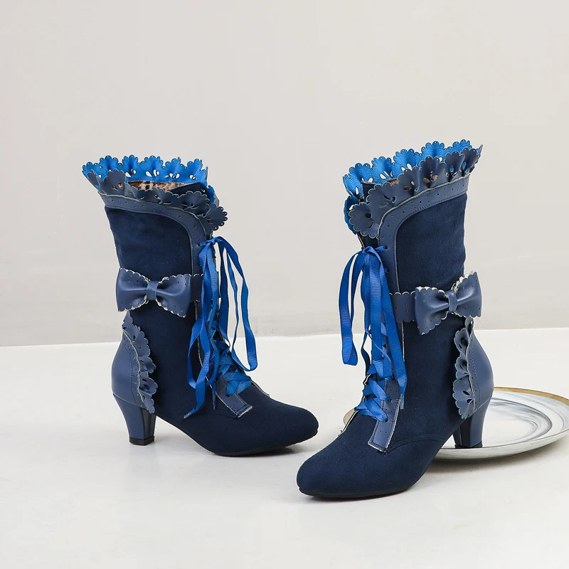 Escarpins à talons hauts en dentelle pour femmes, un choix élégant pour vos soirées et occasions spéciales. La dentelle apporte une touche de raffinement.