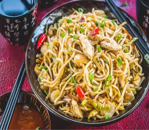 Chicken Hakka Noodles