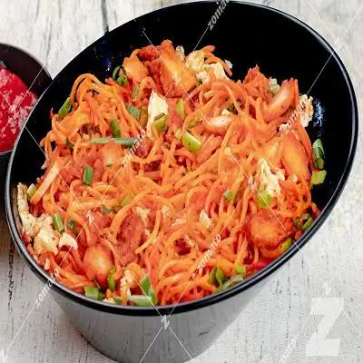 Chicken Schezwan Noodles