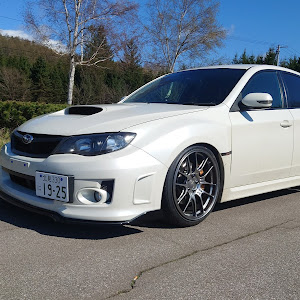 インプレッサ WRX STI GRB