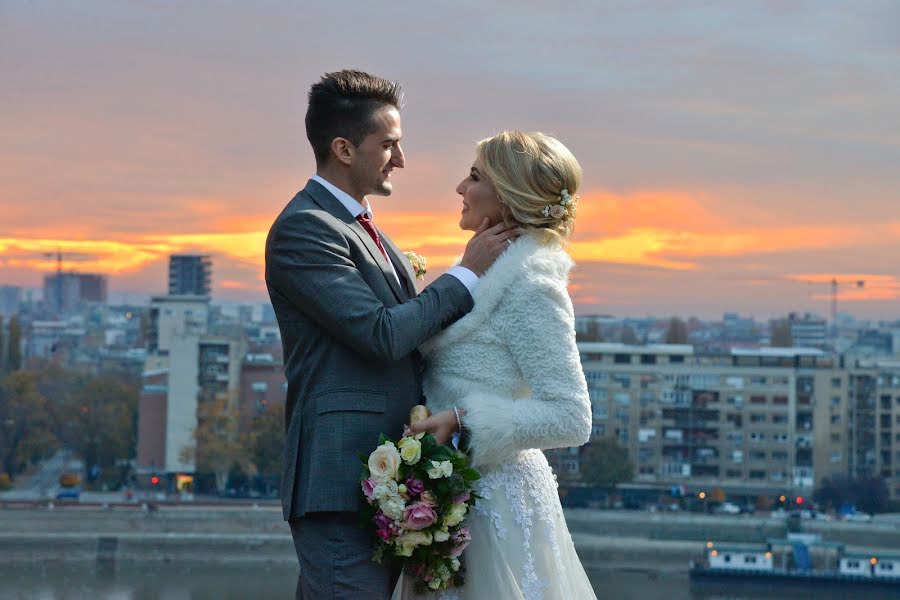 शादी का फोटोग्राफर Sasa Rajic (sasarajic)। नवम्बर 22 2017 का फोटो