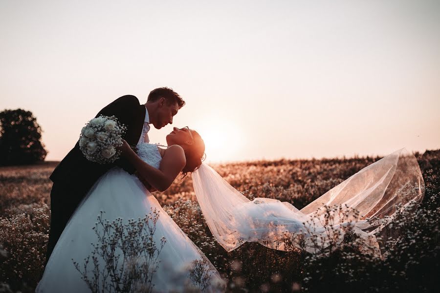 Düğün fotoğrafçısı Kuba Plšek (kubaplsek). 7 Mart 2021 fotoları
