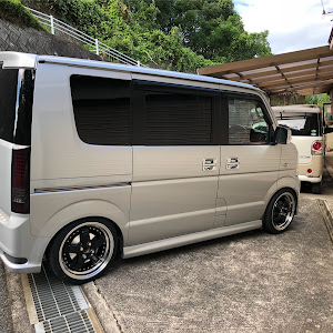 エブリイワゴン DA64W