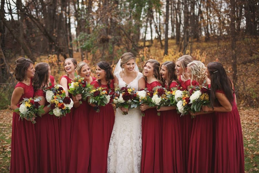 Fotografo di matrimoni Cara Carisch (cheekymonkey). Foto del 8 settembre 2019