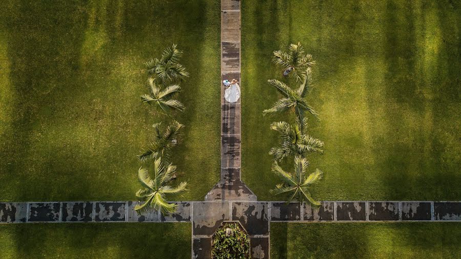 Fotografo di matrimoni Jean Jacques Fabien (fotoshootprod). Foto del 23 gennaio 2018