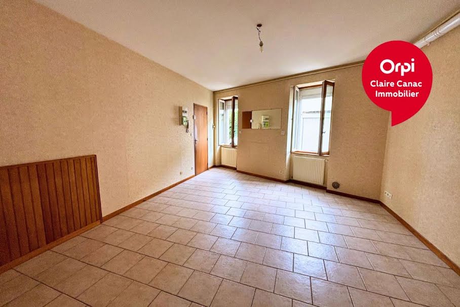 Location  appartement 2 pièces 65 m² à Castres (81100), 400 €