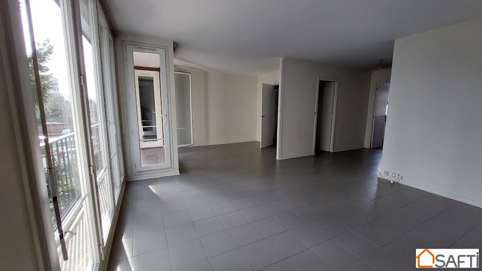 Vente appartement 4 pièces 77 m² à Orleans (45000), 153 400 €