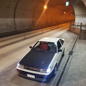 カローラレビン AE85