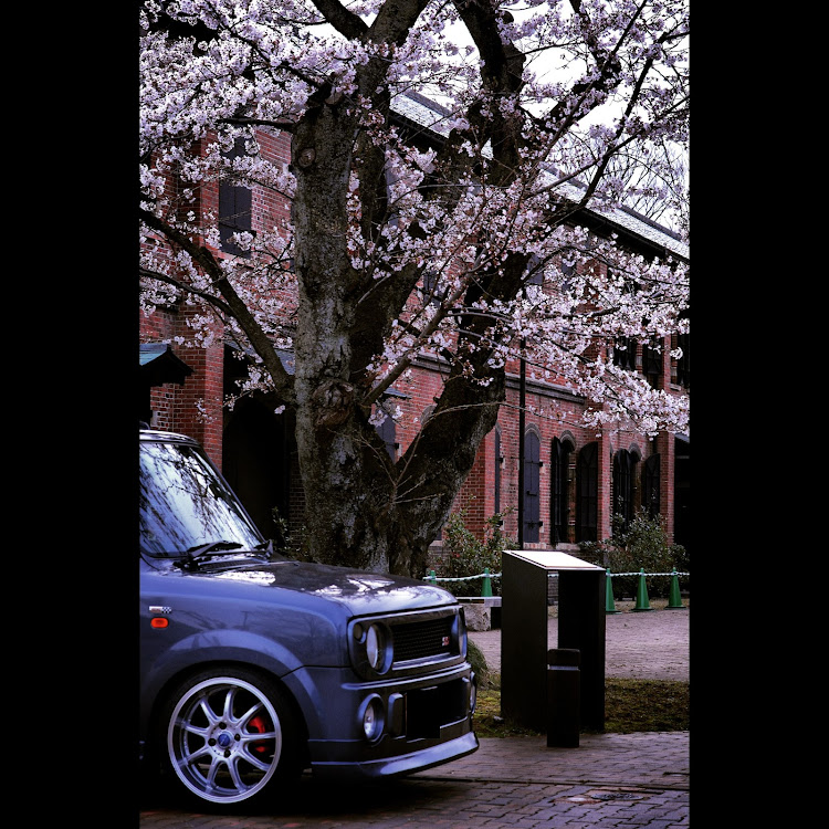 アルトラパンの赤レンガ建物が好き・朝活・さくらぱん・桜とコラボ🌸・discover＿ctに関するカスタム事例の投稿画像3枚目