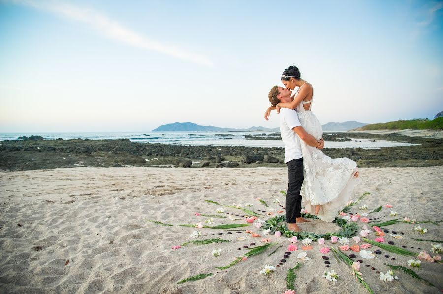 Fotografo di matrimoni Brittany Bugaj (brittanybugaj). Foto del 29 novembre 2017