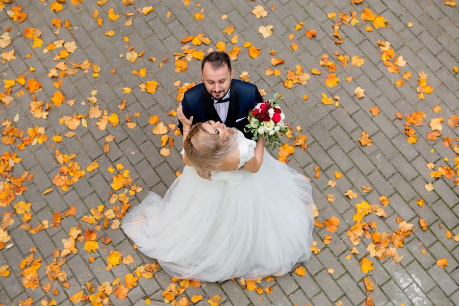 Fotografo di matrimoni Vasile Vana (licav). Foto del 17 aprile 2019