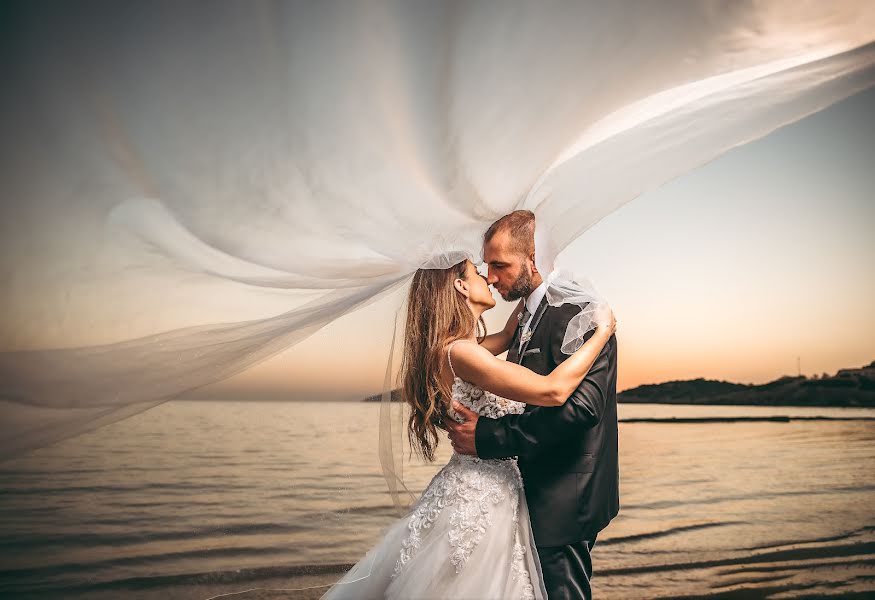Photographe de mariage Giorgos Polopetrakis (pologeorge). Photo du 3 décembre 2022