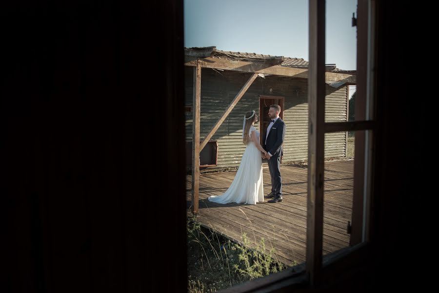婚禮攝影師Dionisios Bertsos（studiobertsos）。2019 6月11日的照片