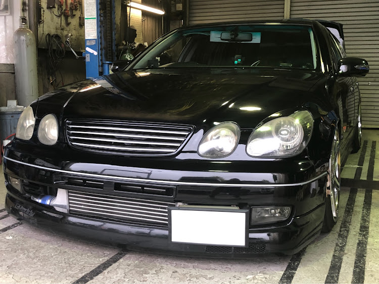 アリストの#ユニバーサルエアー・#車高全下げwに関するカスタム事例の投稿画像1枚目