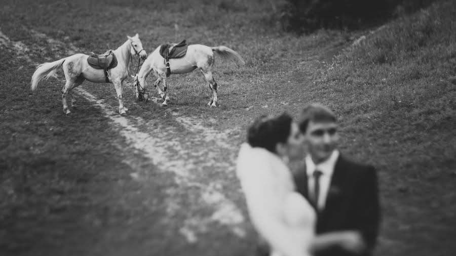 Fotógrafo de casamento Yuriy Koloskov (yukos). Foto de 25 de junho 2013