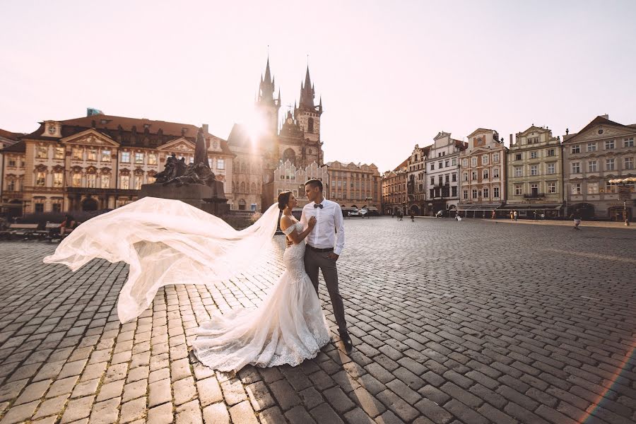 Svatební fotograf Tatyana Khotlubey (tanyakhotlubiei). Fotografie z 19.prosince 2018