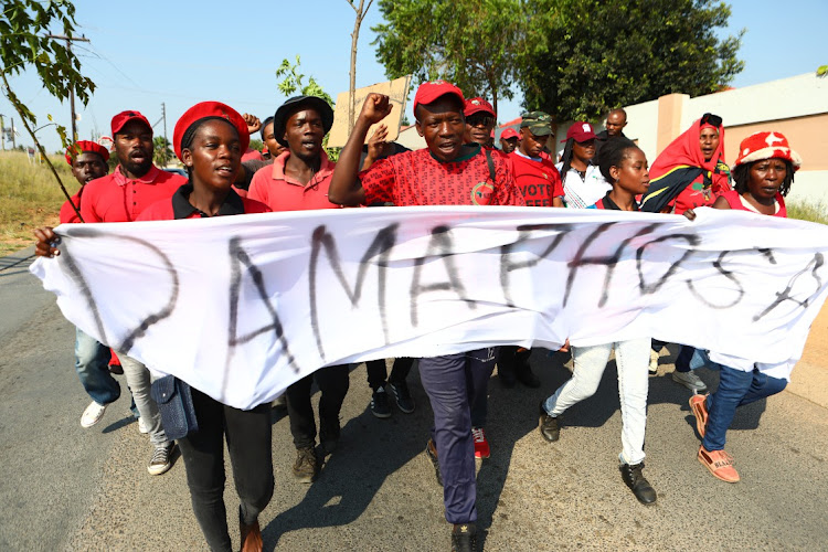 EFF supporters from Zandspruit and Honeydew take to the streets of Cosmo City.