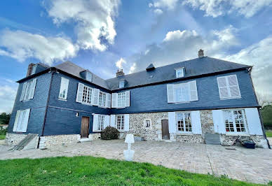 House with pool and terrace 4