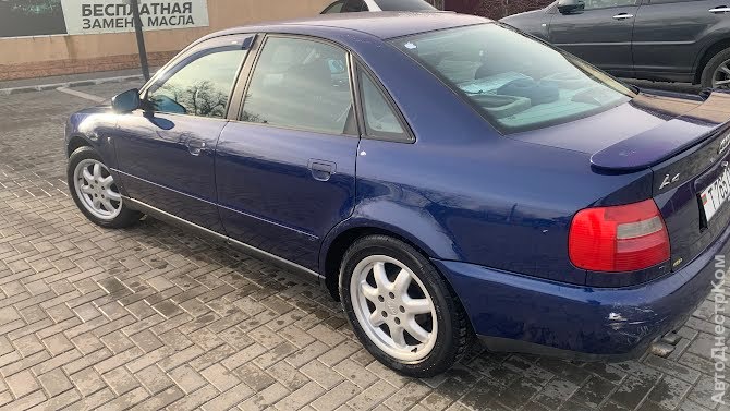 продам авто Audi A4  фото 5