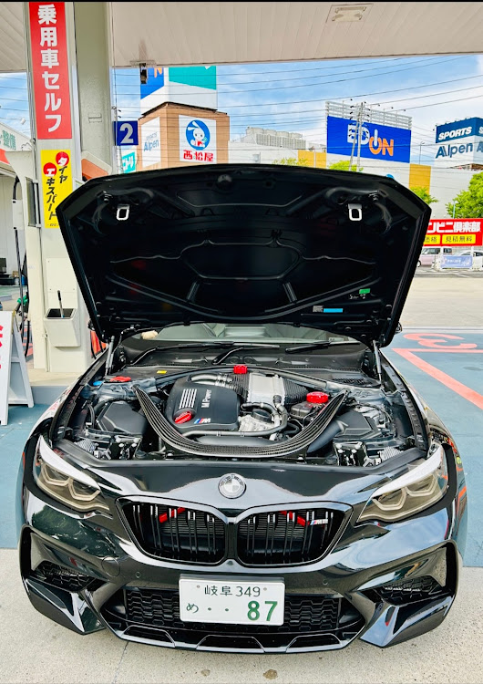 M2 クーペの愛車紹介🤣🥰🙆・エネオスで手洗い洗車〜🤣🙏・ガレージでマッタリ〜😀🤣😎♪♪に関するカスタム事例の投稿画像3枚目