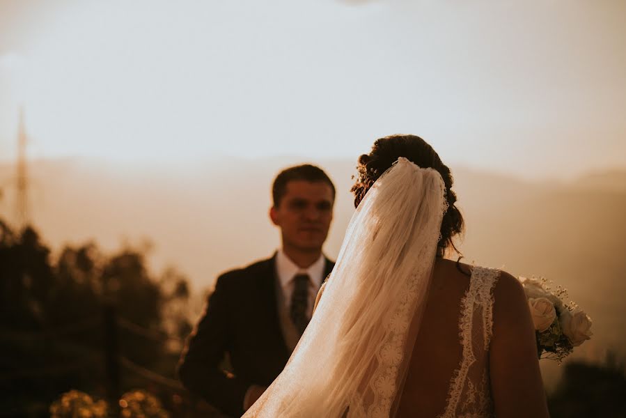 Photographe de mariage Jhonatan Hoyos (jhonatanhoyos). Photo du 24 octobre 2023