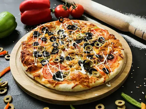 Veg Pizza With Olive