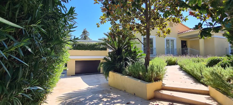 Vente maison 5 pièces 250 m² à Roquebrune-Cap-Martin (06190), 3 800 000 €