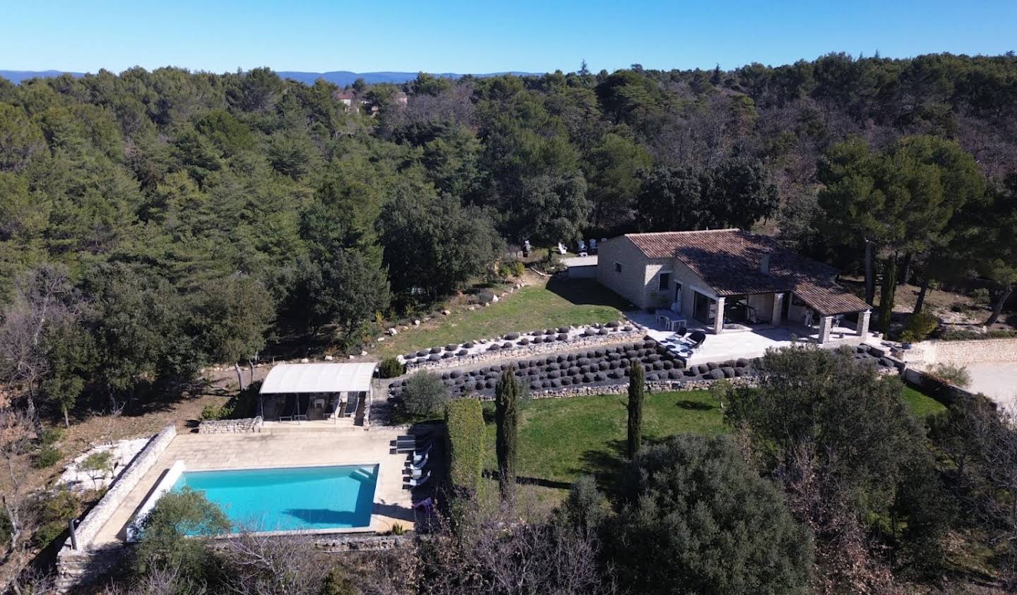 Maison avec piscine et terrasse Ménerbes