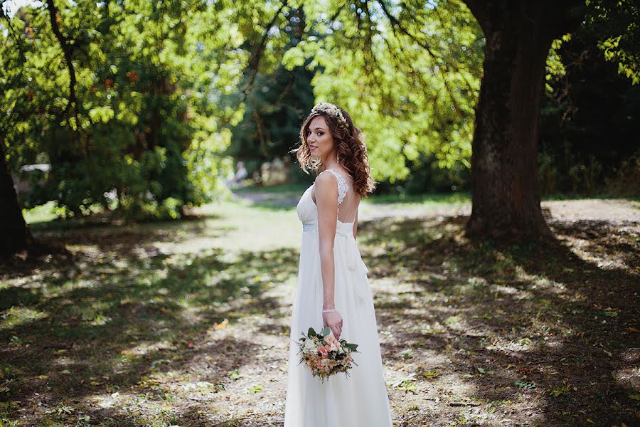 Fotógrafo de casamento Dmitriy Rasyukevich (migro). Foto de 22 de setembro 2015