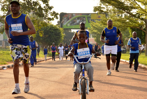 ROTARY CANCER RUN TO EQUIPE THE ROTARY CANCER WARD