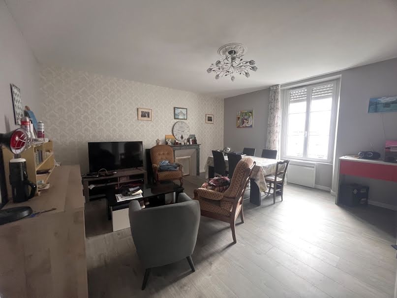 Vente appartement 4 pièces 102.39 m² à Fougeres (35300), 194 900 €