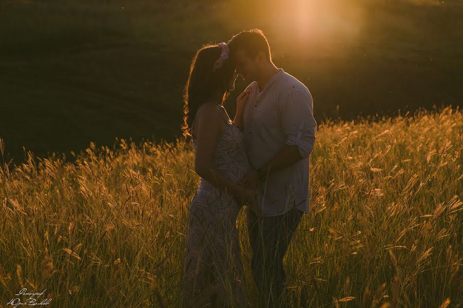 Photographe de mariage Yuriy Volkov (yurijvolkov). Photo du 24 décembre 2015