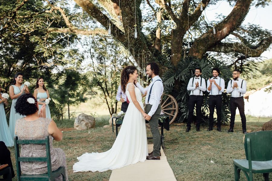 Wedding photographer Fernando Oliveira (fernandooliveira). Photo of 13 April 2018