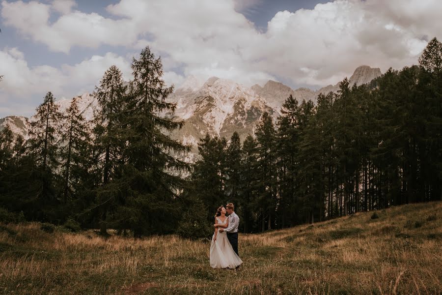 Fotógrafo de casamento Iza Suchanek (izasuchanek). Foto de 5 de dezembro 2020