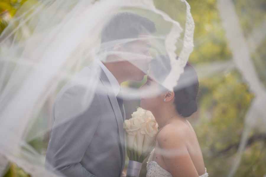 Fotógrafo de casamento Adhi Superpanda (adhi). Foto de 27 de agosto 2022