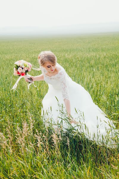 Wedding photographer Alya Anuprieva (alaanuprieva). Photo of 3 February 2017