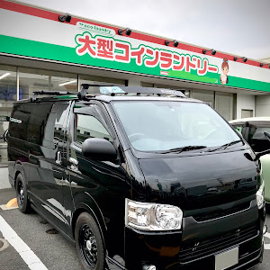 ハイエースバン TRH200V