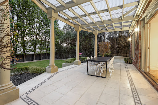 Maison contemporaine avec jardin 5