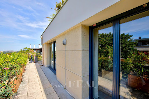 Apartment with terrace 2