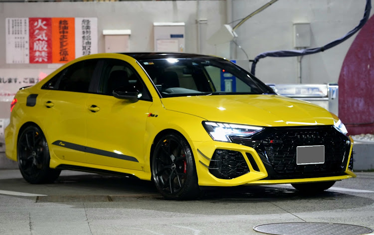 RS3 セダンのDIY・MAXCARBON・リアルドライカーボンに関するカスタム事例の投稿画像16枚目