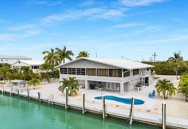 Apartment with pool 2