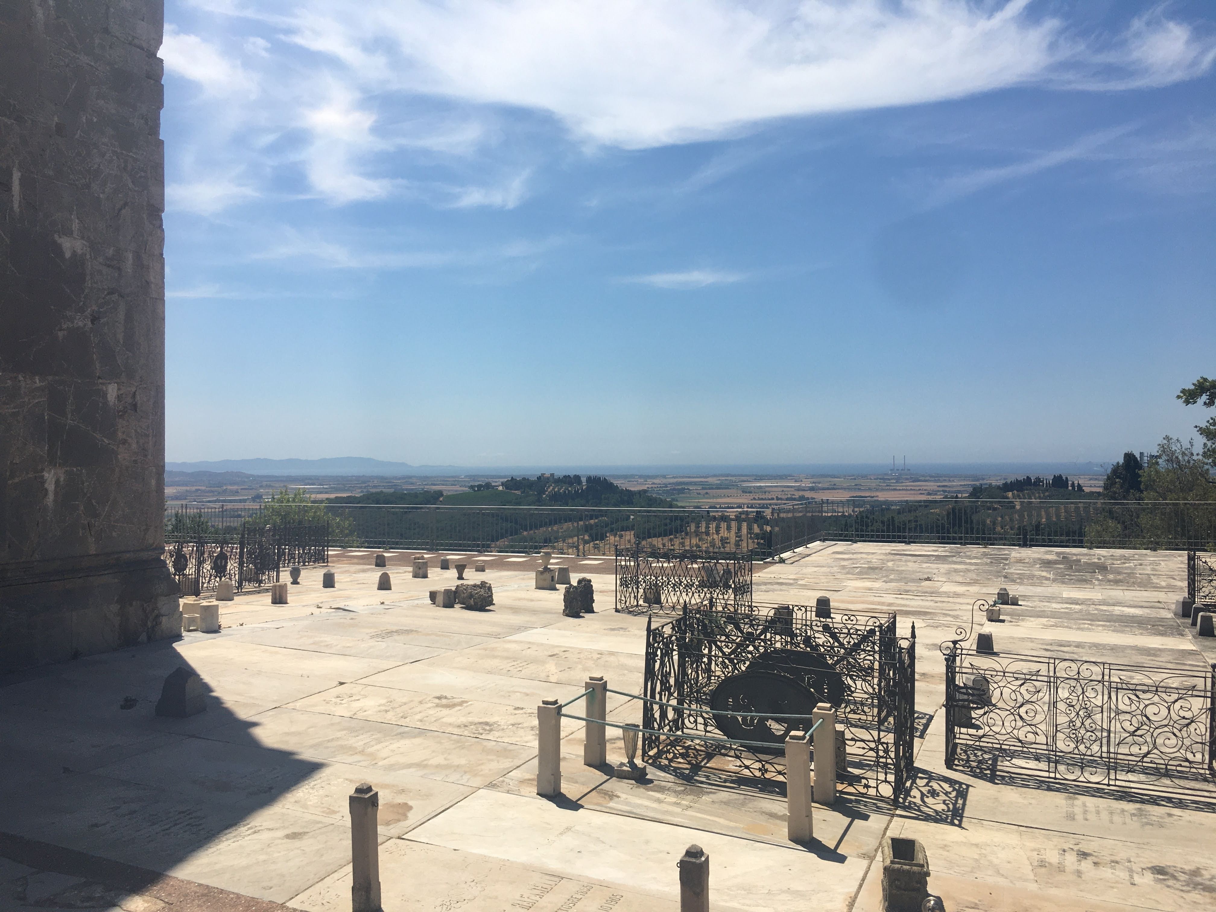 Pianura Piombino dal cimitero Pieve di San Giovanni (Campiglia Marittima)