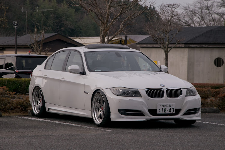 335iのbmw・3シリーズ・335i・BMW3シリーズ・e90に関するカスタム事例の投稿画像1枚目