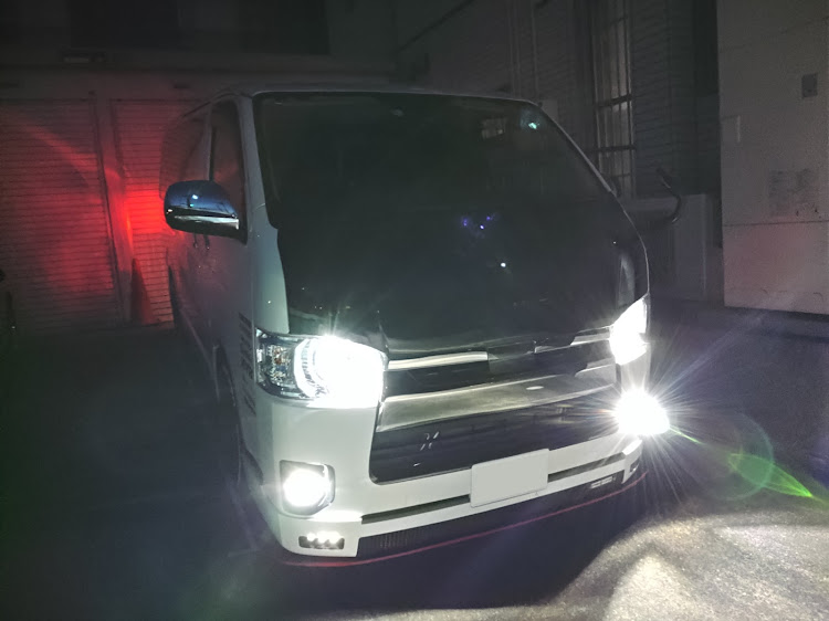 ハイエースバンのライズ・ルーミーに関するカスタム事例の投稿画像1枚目