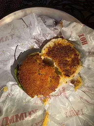 Vadapav Mistri photo 4