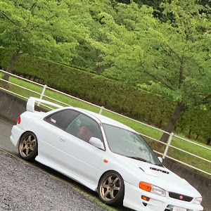 インプレッサ WRX GC8