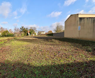 terrain à Germond-Rouvre (79)