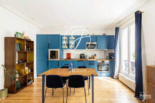 Apartment 5