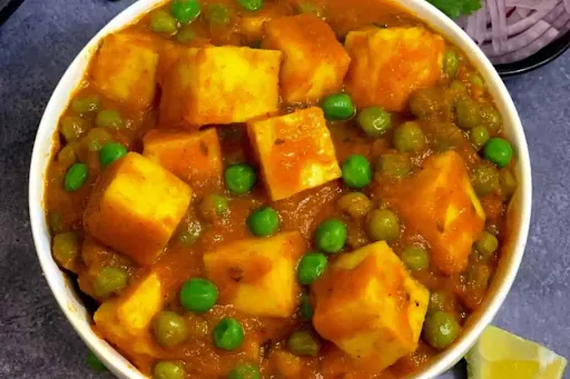 Matar Paneer