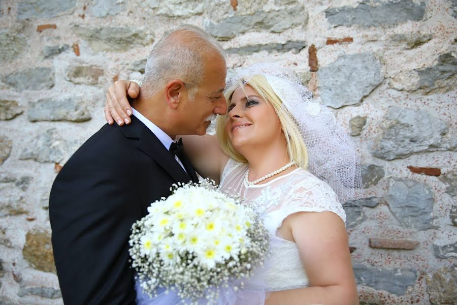 Düğün fotoğrafçısı Gülden Yılmaz (guldenyilmaz). 12 Temmuz 2020 fotoları